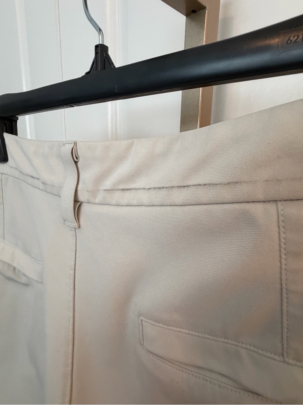 lululemon athletica Men's Light Tan Hybrid Shorts - Picture 5 of 8